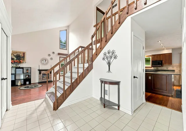 Photo 4 of Single family home for sale at 5295 Bear Lake Dr, East Lansing, MI 48823 | MLS# 64026042038 | Listing updated on 2026-08-21