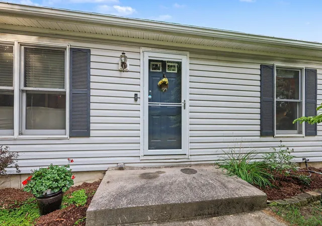Photo 3 of Single family home for sale at 6525 Mccords Ave Se, Alto, MI 49302 | MLS# 65026042042 | Listing updated on 2026-09-01