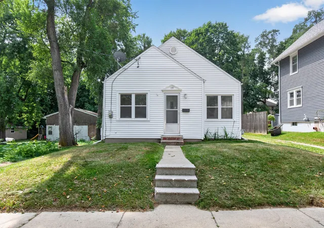 2nd image of 135 E Mansion, Jackson, MI 49203 | MLS# 55026042049