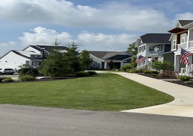 3rd image of 1633 SW Thyme Dr SW, Byron Center, MI 49315