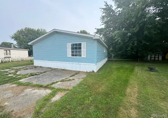24th image of 6271 6271 Tonto Ct, Flint, MI 48506 | MLS# 20261063683