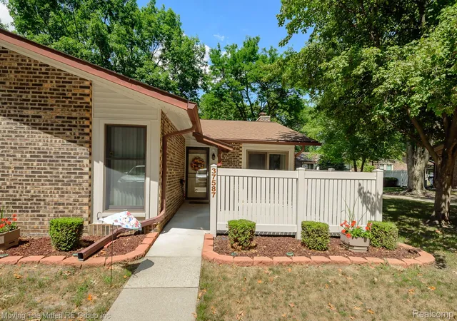 Photo 1 of Sale Pending at 37587 Barkridge Cir, Westland, MI 48185 | MLS# 20261063687 | Listing updated on 2026-08-30