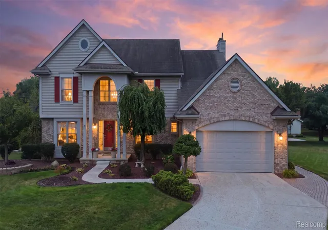 Photo 1 of Sale Pending at 18145 Queensbury Dr, Livonia, MI 48152 | MLS# 20261063691 | Listing updated on 2026-08-29