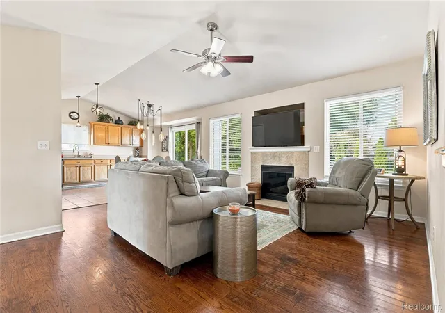 3rd image of 8074 Bradbury Ln, Grand Blanc, MI 48439 | MLS# 20261063703