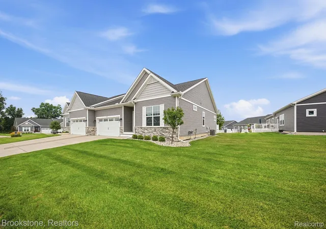 Photo 3 of Condo for sale at 2838 Blue Sky Dr #42, Oceola Township Livingston, MI 48843 | MLS# 20261063706 | Listing updated on 2026-09-15