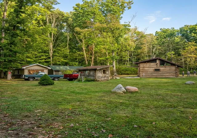 25th image of 2994 N 6th St, White Cloud, MI 49349 | MLS# 62026042067