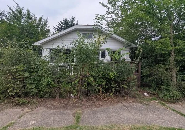 1st image of 140 W Addison St, Jackson, MI 49203 | MLS# 81026042071