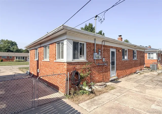 Photo 3 of Single family home for sale at 24433 Champaign St, Taylor, MI 48180 | MLS# 20261063716 | Listing updated on 2026-08-13