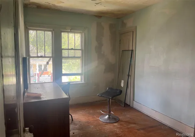 Photo 4 of Single family home for sale at 17447 Arlington St, Detroit, MI 48212 | MLS# 20261063718 | Listing updated on 2026-09-05