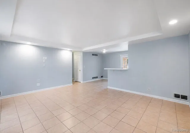 Photo 2 of Single family home for sale at 2495 Walce Dr, West Bloomfield, MI 48324 | MLS# 20261063726 | Listing updated on 2026-08-30