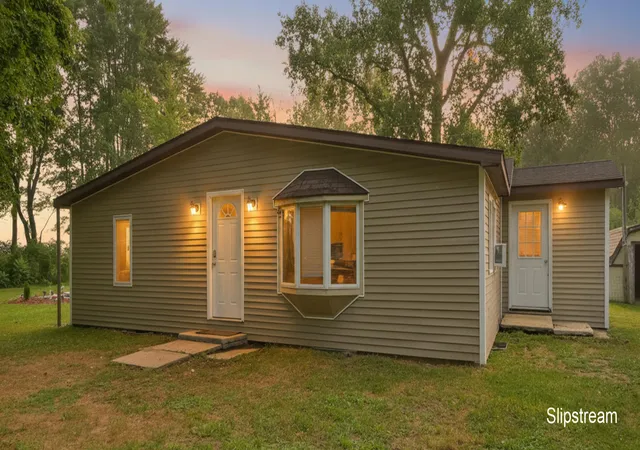 1st image of 1401 S Miner Rd, Crystal, MI 48818 | MLS# 65026042079