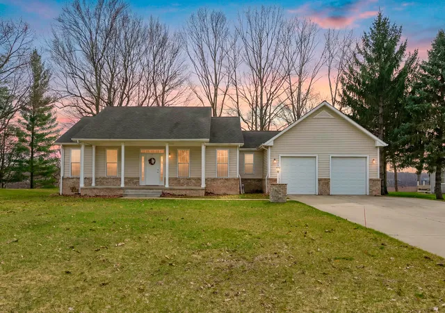 Photo 1 of Single family home for sale at 3220 Fairhaven Dr, Allegan, MI 49010 | MLS# 66026042084 | Listing updated on 2026-08-31