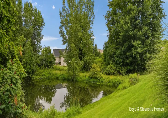 Listing Photo 3 - Condo for sale in building located at 5279 Fawn Creek Dr SW, Grandville, MI 49418