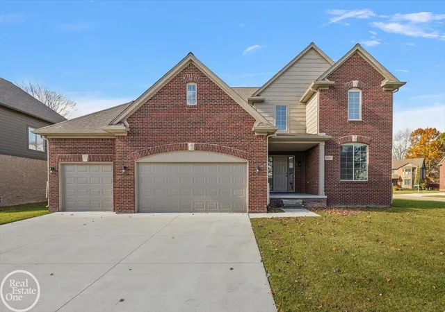 Photo 1 of Single family home for sale at 50567 Summit View Dr, Macomb, MI 48042 | MLS# 58050218211 | Listing updated on 2026-08-12