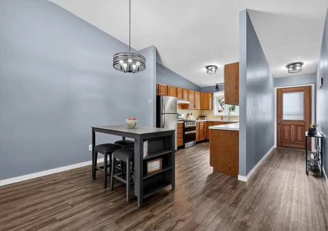 Listing Photo 4 - Condo for sale in building located at 584 Gardenview Dr SW, Byron Center, MI 49315