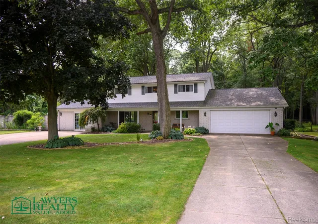 Photo 3 of Single family home for sale at 9180 Stone Rd, Clay, MI 48001 | MLS# 20261063742 | Listing updated on 2026-09-13