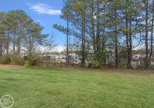 Photo 3 of Single family home for sale at 50710 Summit View Dr, Macomb, MI 48042 | MLS# 58050218214 | Listing updated on 2026-08-12