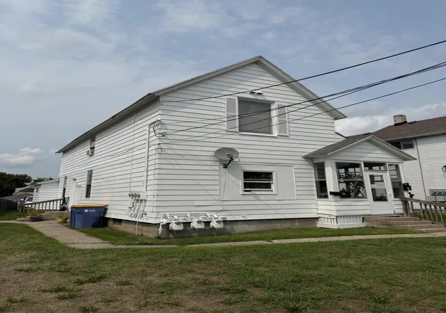 Photo 2 of Multi family home for sale at 859 Butterworth St Sw, Grand Rapids, MI 49504 | MLS# 65026042093 | Listing updated on 2026-08-12