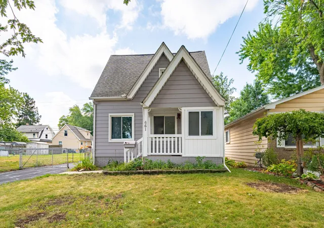 Photo 2 of Single family home for sale at 661 W Coy Ave, Hazel Park, MI 48030 | MLS# 81026042099 | Listing updated on 2026-08-31