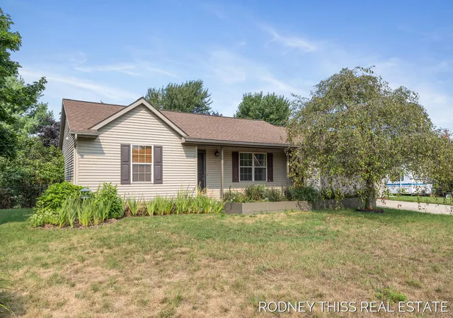1st image of 11487 Eagle Nest Ct, Allendale, MI 49401 | MLS# 65026042100
