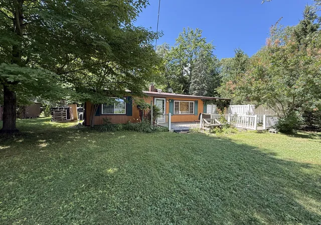 Photo 2 of Single family home for sale at 2591 Tonawanda Rd, Grawn, MI 49637 | MLS# 65026042101 | Listing updated on 2026-09-02