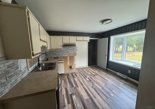 Photo 3 of Single family home for sale at 5380 River Ridge Dr, Flushing, MI 48433 | MLS# 61050218221 | Listing updated on 2026-08-12