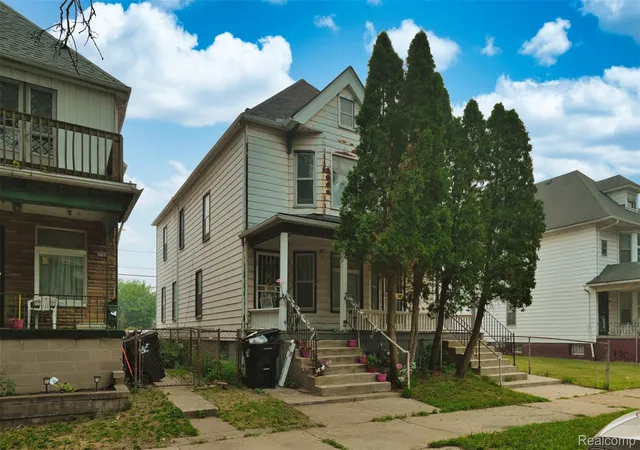 Photo 2 of Multi family home for sale at 1718 Canton St, Detroit, MI 48207 | MLS# 20261063775 | Listing updated on 2026-09-11