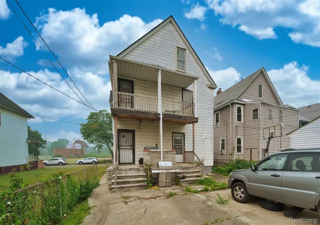 Photo 4 of Multi family home for sale at 1718 Canton St, Detroit, MI 48207 | MLS# 20261063775 | Listing updated on 2026-09-11