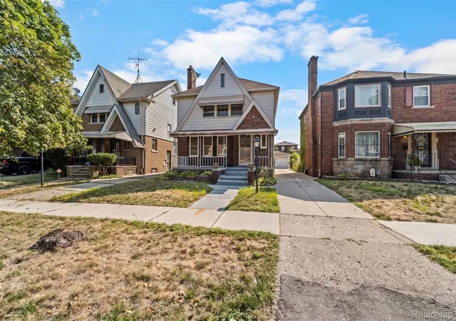 Photo 2 of Single family home for sale at 16224 Parkside St, Detroit, MI 48221 | MLS# 20261063777 | Listing updated on 2026-09-10