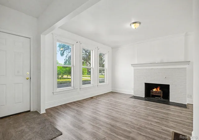 Photo 3 of Single family home for sale at 216 Holbrook St, Detroit, MI 48202 | MLS# 20261063781 | Listing updated on 2026-10-15