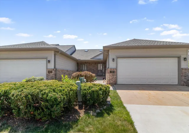 1st image of 515 Sycamore Cir, Saline, MI 48176 | MLS# 81026042116