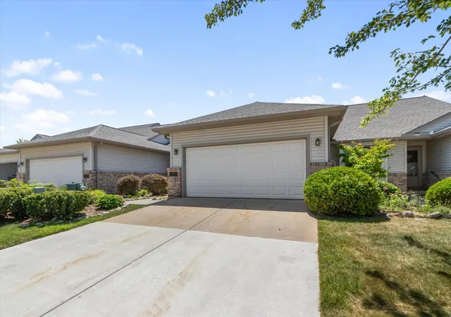 28th image of 515 Sycamore Cir, Saline, MI 48176 | MLS# 81026042116