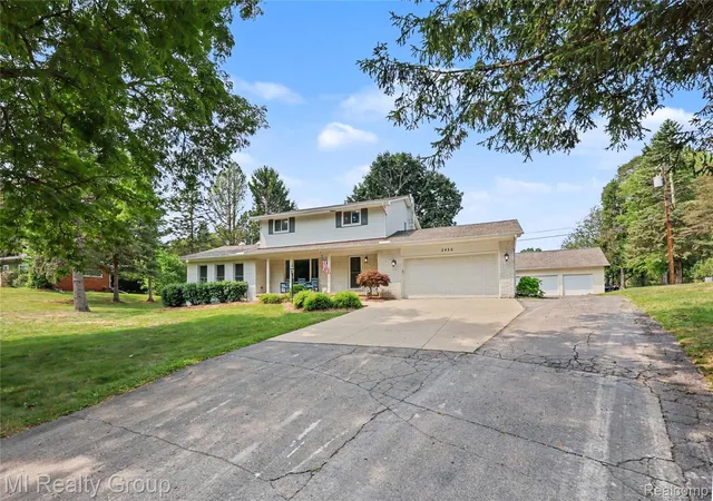 Photo 1 of Sale Pending at 3426 Hadden Rd, Rochester, MI 48306 | MLS# 20261063787 | Listing updated on 2026-08-29