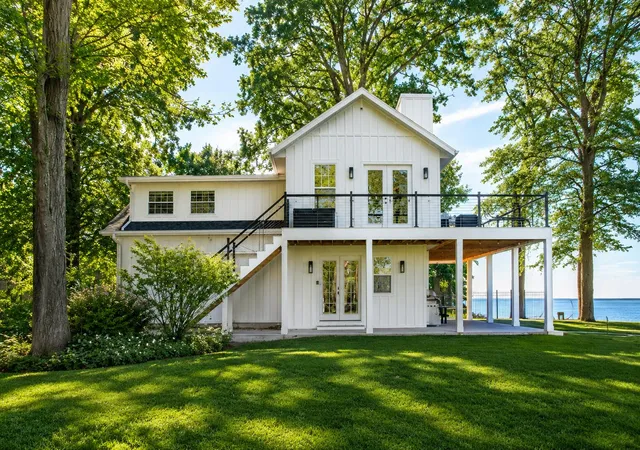 1st image of 1722 Lake Michigan Dr, Fennville, MI 49408 | MLS# 69026042124