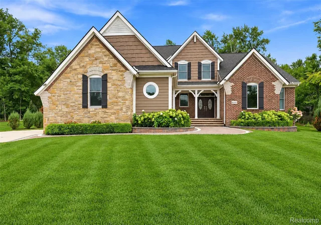 Single family home for sale at 34145 Oak Forest Dr, Farmington Hills, MI 48331 | MLS# 20261063802
