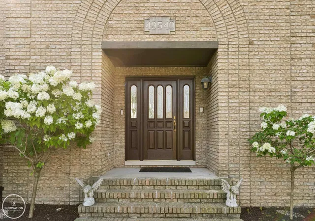 Photo 2 of Single family home for sale at 49540 Nautical Dr, Chesterfield, MI 48047 | MLS# 58050218232 | Listing updated on 2026-09-11