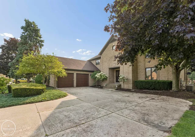 Photo 3 of Single family home for sale at 49540 Nautical Dr, Chesterfield, MI 48047 | MLS# 58050218232 | Listing updated on 2026-09-11