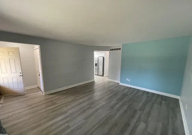 Listing Photo 5 - Condo for sale in building located at 41625 Berly Dr, Clinton Township, MI 48038