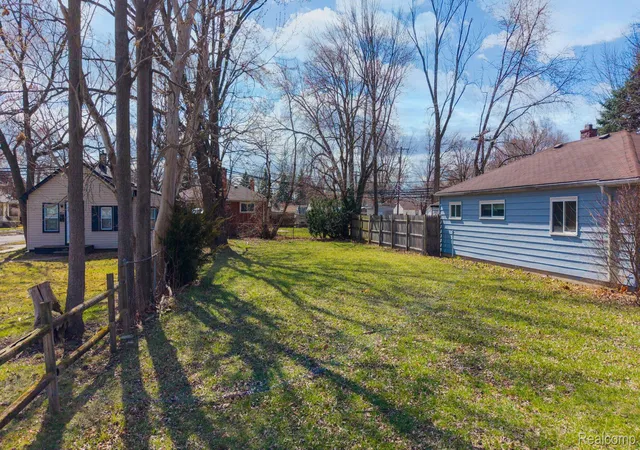 Photo 2 of Land for sale at 21913 Powers Ave, Dearborn Heights, MI 48125 | MLS# 20261063803 | Listing updated on 2026-08-12