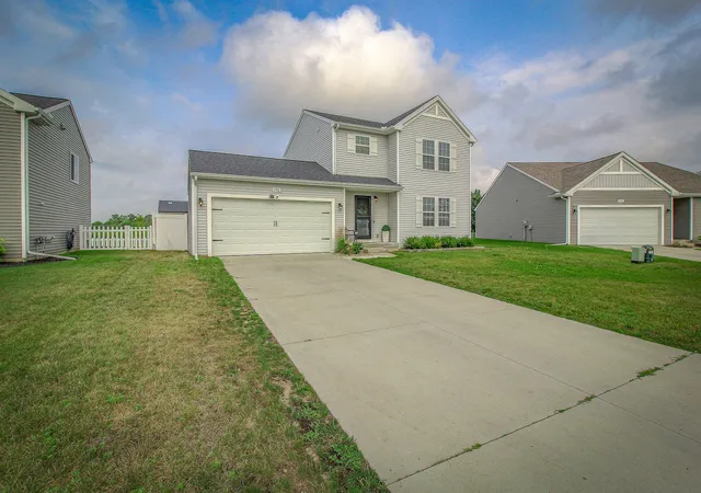 3rd image of 1742 Burr Pond Ln, Vicksburg, MI 49097 | MLS# 64026042128