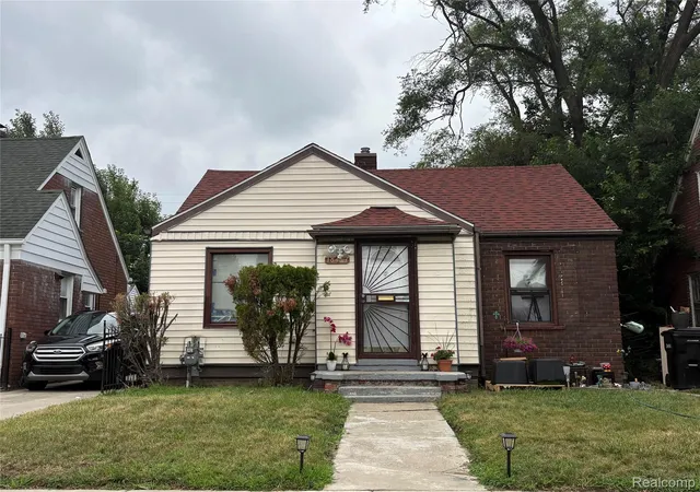Photo 1 of Single family home for sale at 18413 Ferguson St, Detroit, MI 48235 | MLS# 20261063814 | Listing updated on 2026-08-12