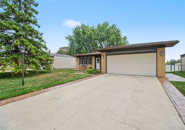 Photo 2 of Single family home for sale at 38218 Douglas Dr, Sterling Heights, MI 48310 | MLS# 20261063846 | Listing updated on 2026-09-09