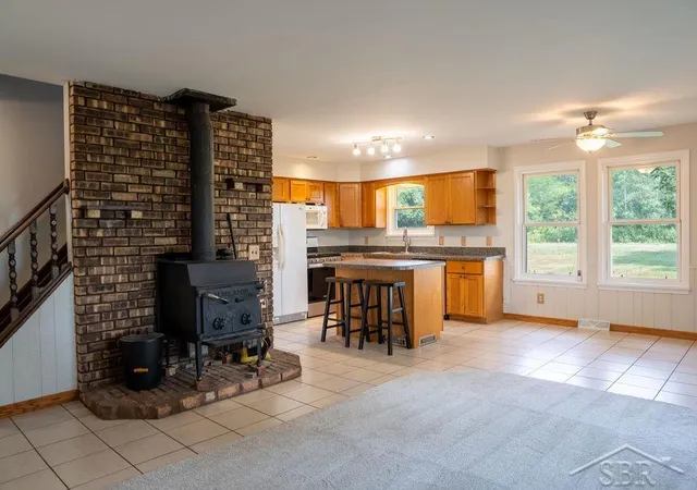 Photo 4 of Single family home for sale at 5959 Busch Rd, Birch Run, MI 48415 | MLS# 61050218253 | Listing updated on 2026-09-15