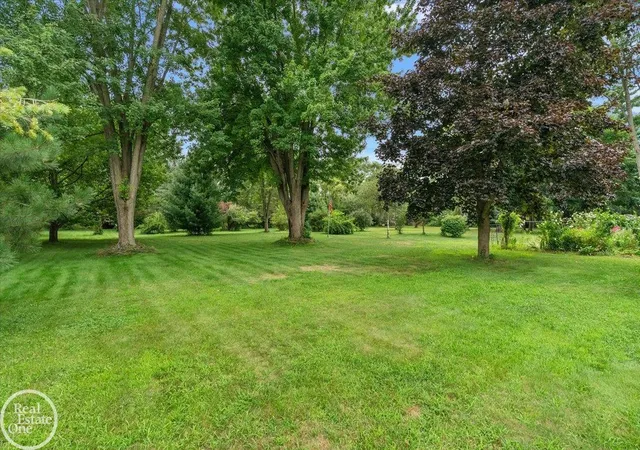 Photo 3 of Single family home for sale at 11900 27 Mile Rd, Washington, MI 48094 | MLS# 58050218255 | Listing updated on 2026-10-21