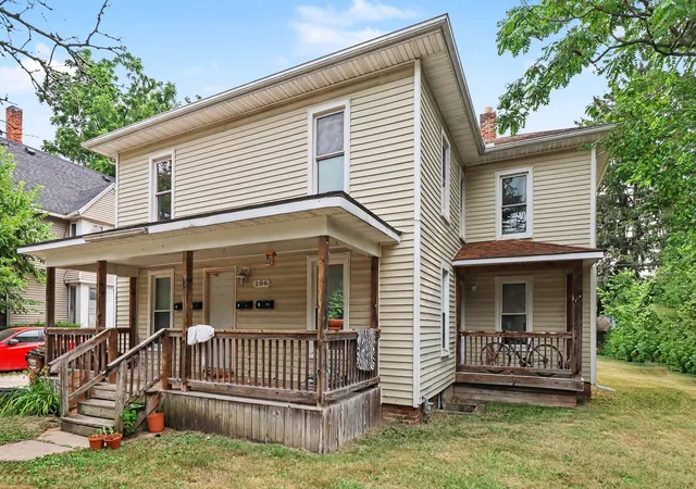 24th image of 106 N Summit St, Ypsilanti, MI 48197 | MLS# 81026042167