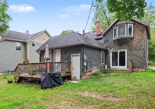18th image of 9 S Summit St, Ypsilanti, MI 48197 | MLS# 81026042169
