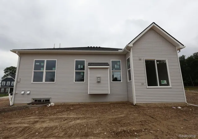 Photo 2 of Single family home for sale at 27119 Silo Dr, Saline City Washtenaw, MI 48176 | MLS# 20261063861 | Listing updated on 2026-09-13