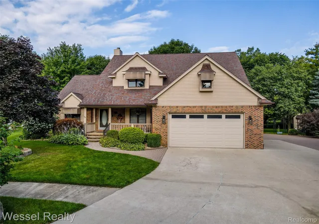 Photo 1 of Single family home for sale at 12211 Mentz Dr, Bruce Township Macomb, MI 48065 | MLS# 20261063869 | Listing updated on 2026-09-17