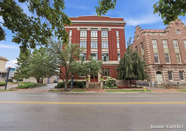 Photo 1 of Condo for sale at 17 W 10th Street #470, Holland, MI 49423 | MLS# 71026042174 | Listing updated on 2026-08-18