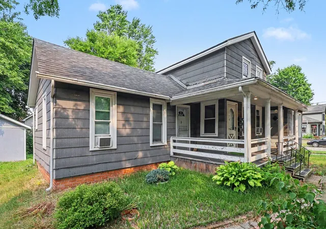 2nd image of 17 N Summit St, Ypsilanti, MI 48197 | MLS# 81026042171